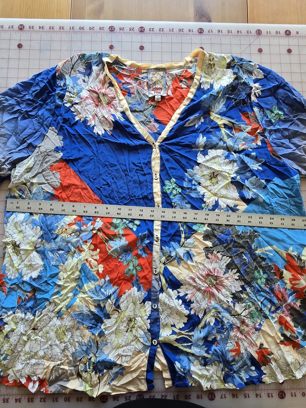 Johnny Was Multicolor Floral Embroidered Neck Blouse in Blue and Red - Picture 3 of 6